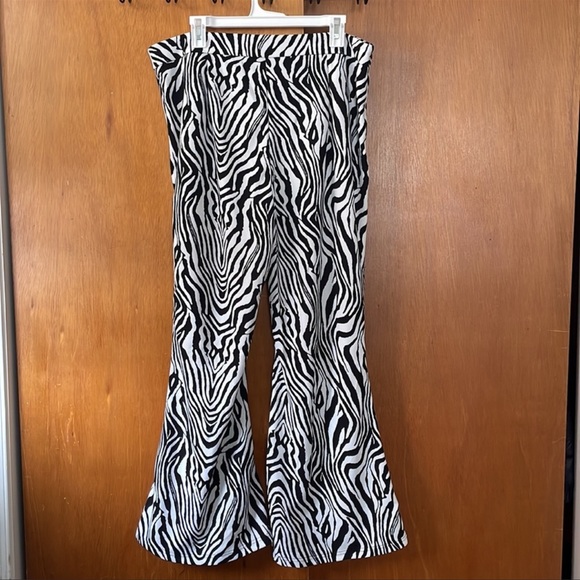 SHEIN flare pants - Picture 5 of 5